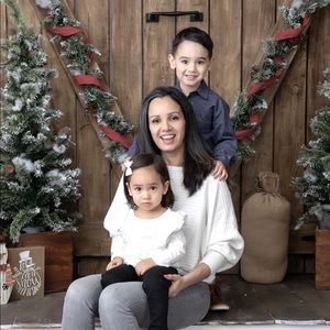 Meet your Posher, Annia